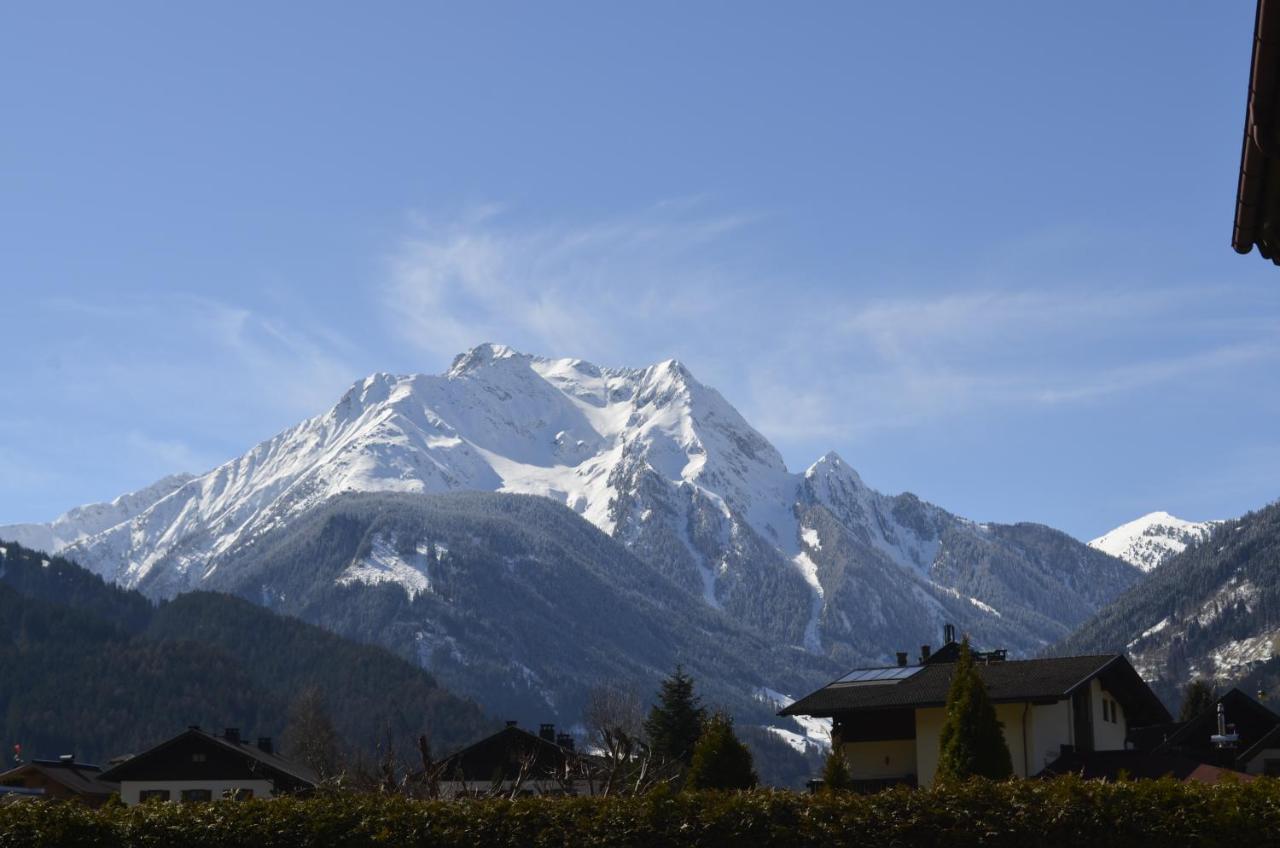 Apartment Hausberger Mayrhofen Pokoj fotografie
